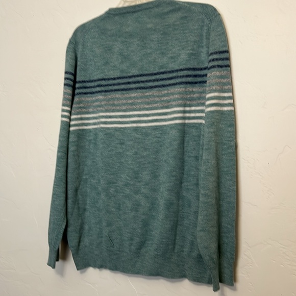 Sonoma Sweater (NWT) - Picture 7 of 7